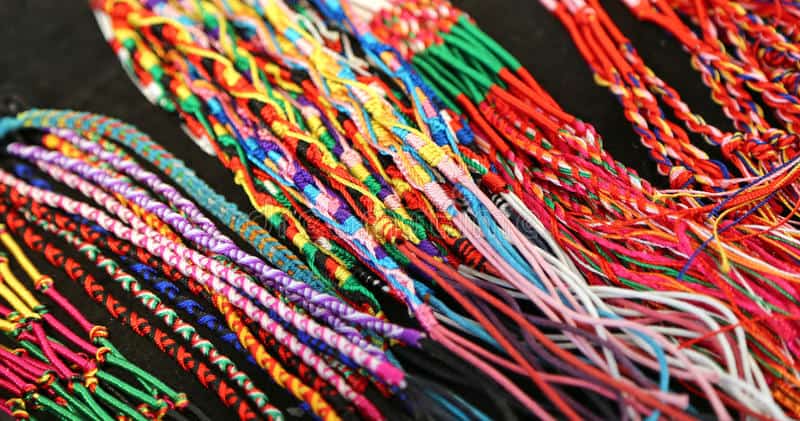 Filati cotone: ideali per la creazione di braccialetti