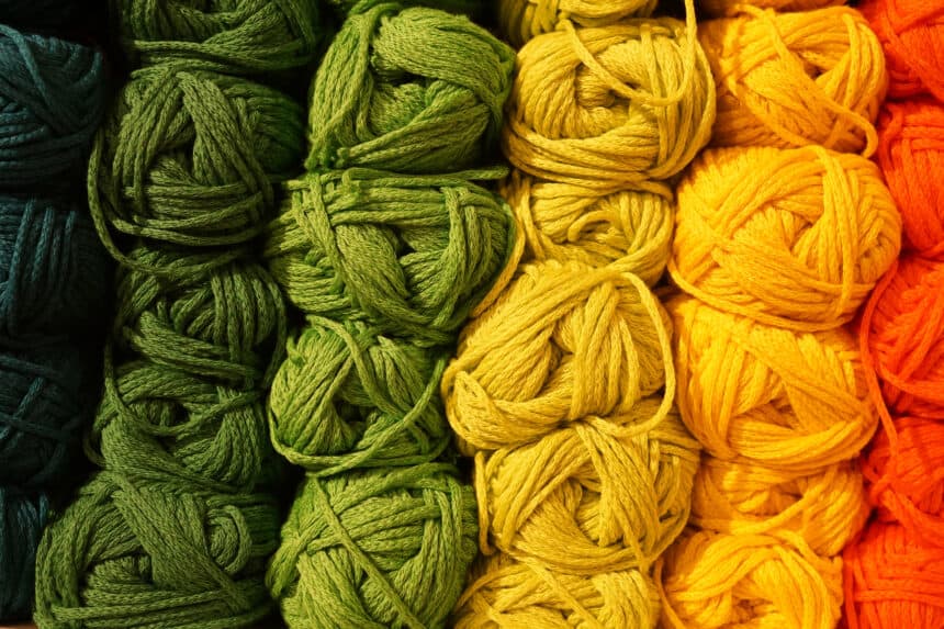Frida's Wollhaus Rico Design Creative Bubble - Gomitolo di lana per lavorare a maglia, 50 g, 57 colori (015 | oro metallizzato